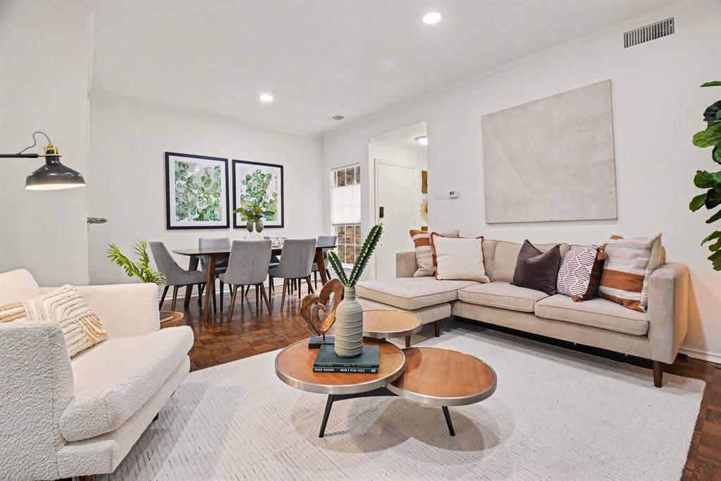 Preston On Creek Condos - Residential