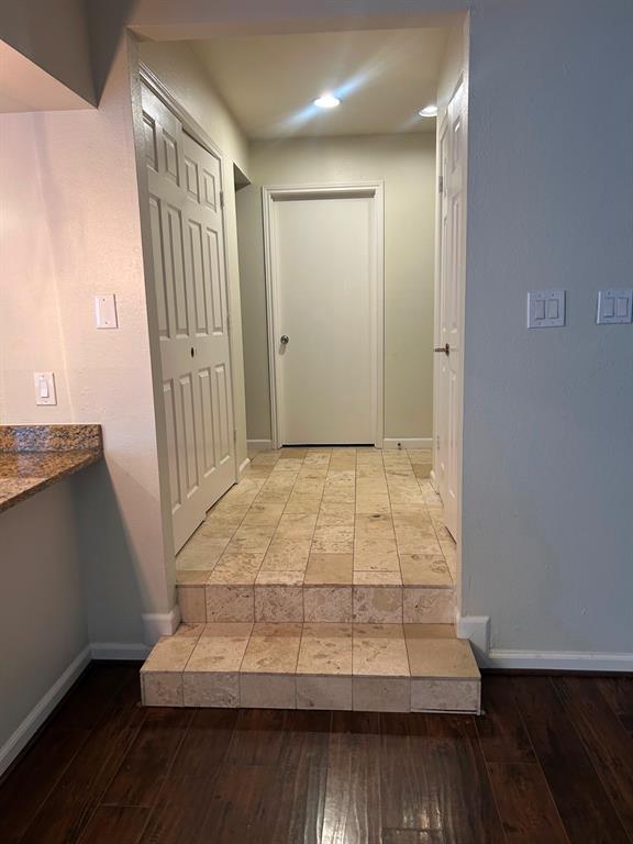 Holly Glen Condos - Residential