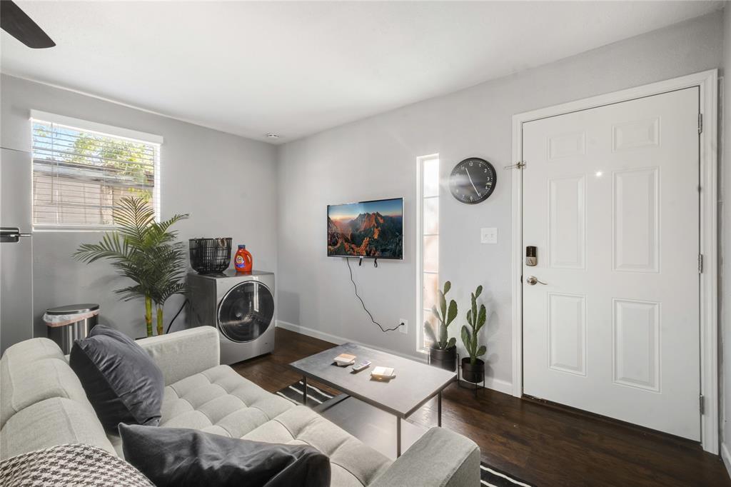 Elmwood - Residential