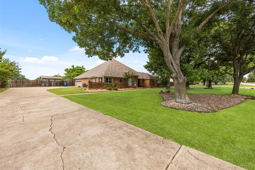 Country Rdg Estate - Residential