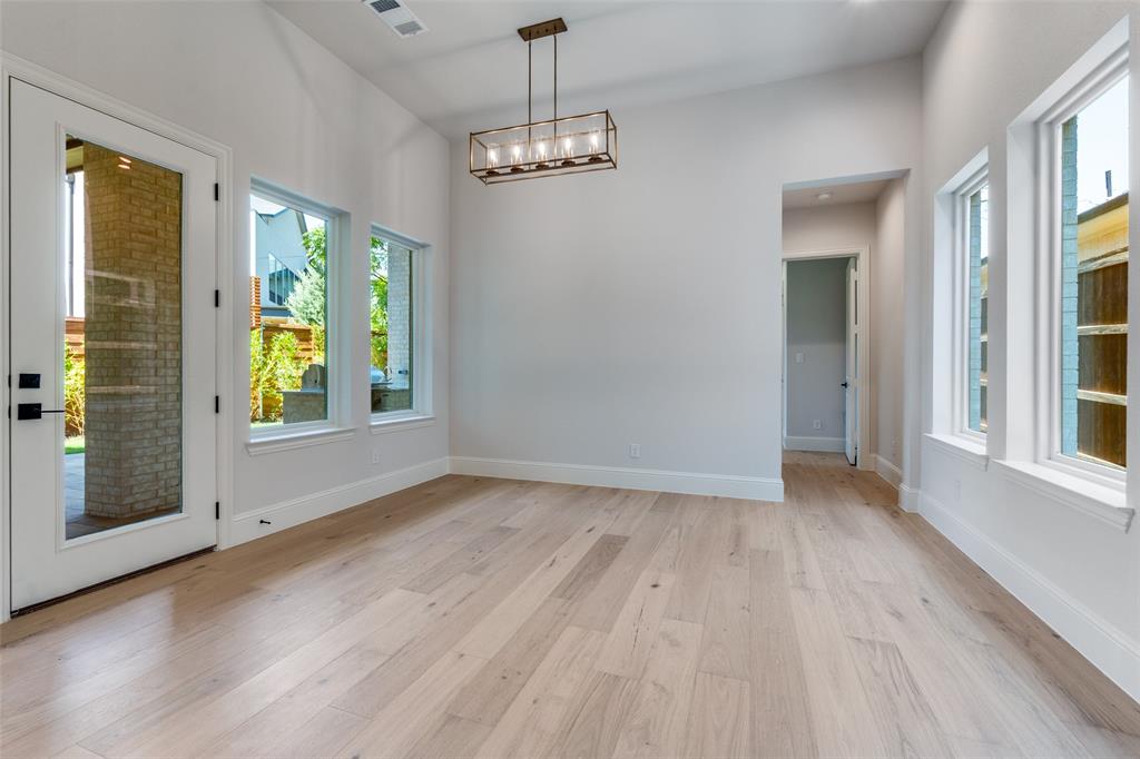NORTH DAVILLA DRIVE ESTATES - Residential