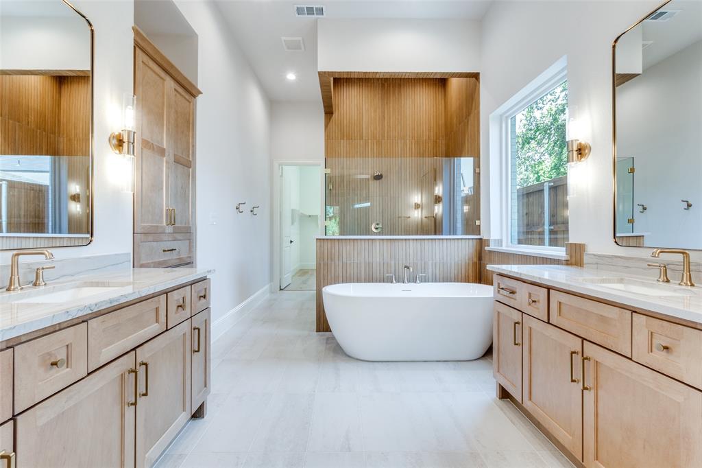 NORTH DAVILLA DRIVE ESTATES - Residential