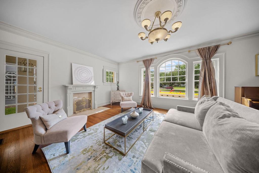 Munger Place - Residential