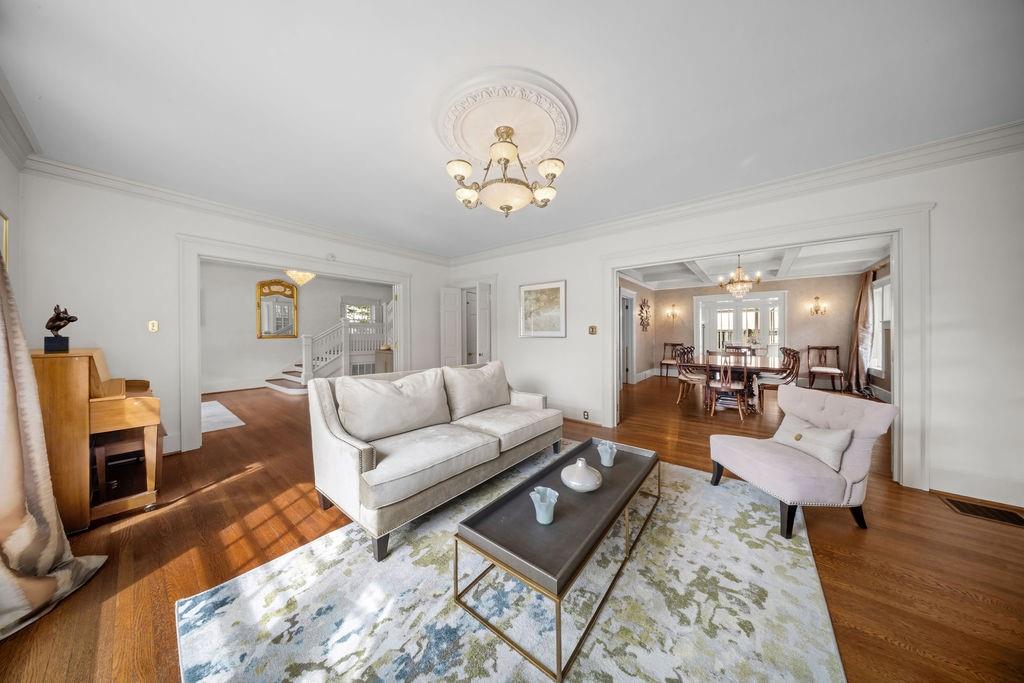 Munger Place - Residential