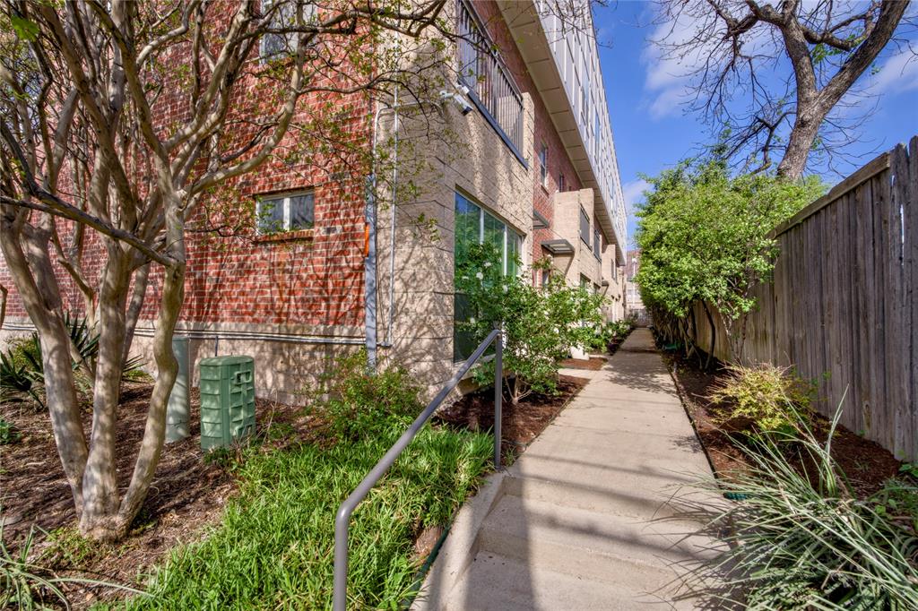 San Jacinto Lofts 02 - Residential