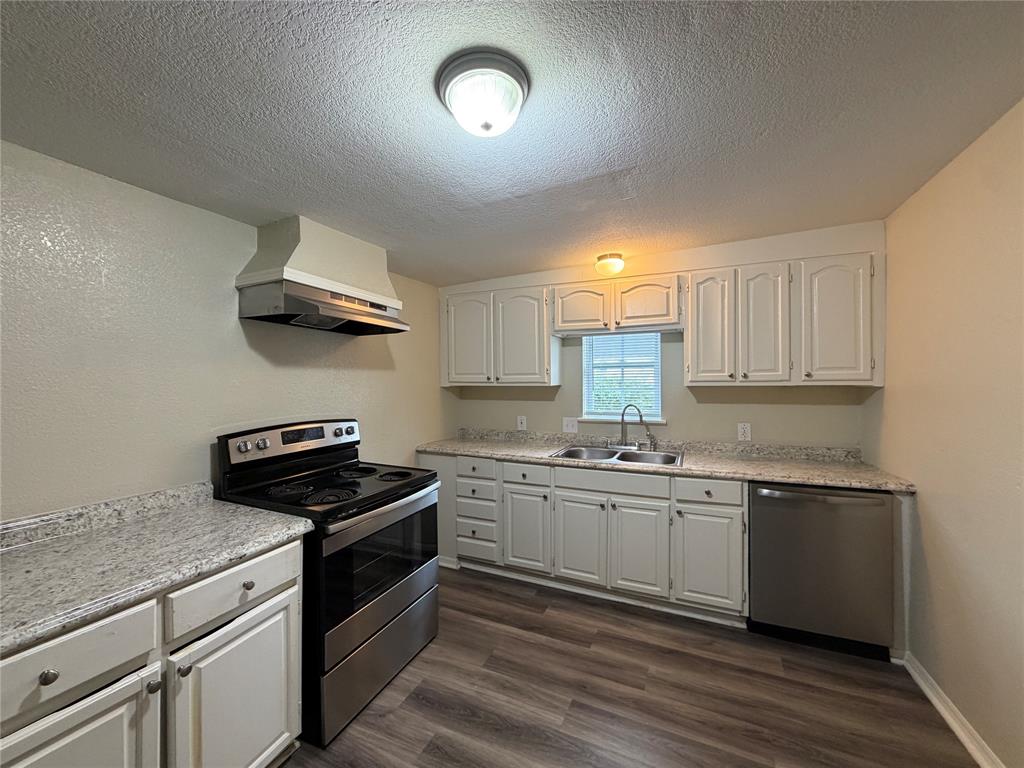 Lorena Ot - Residential