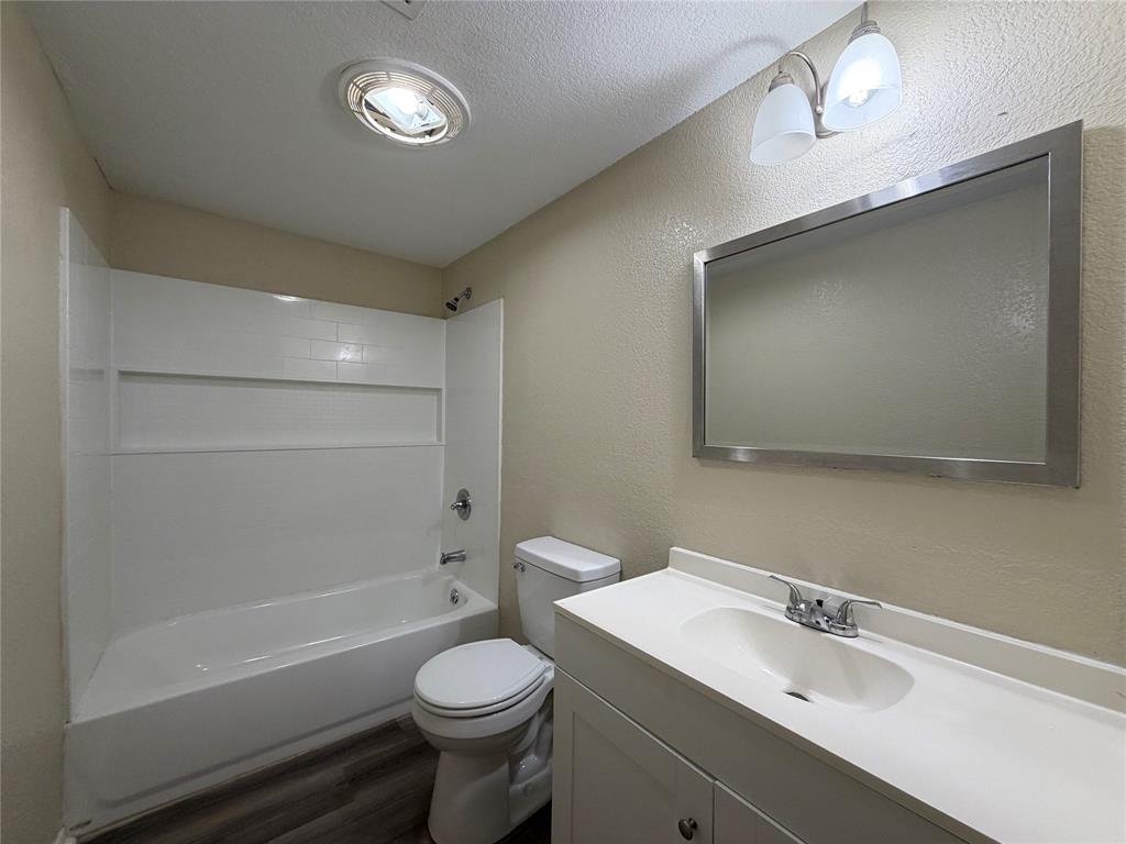 Lorena Ot - Residential