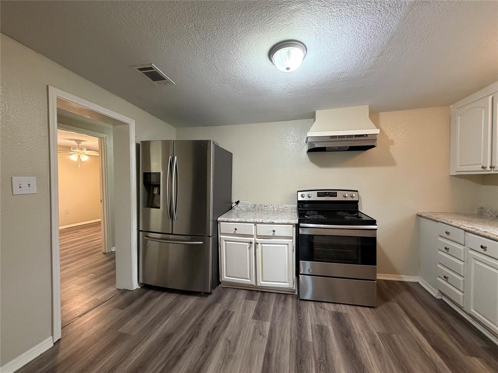 Lorena Ot - Residential