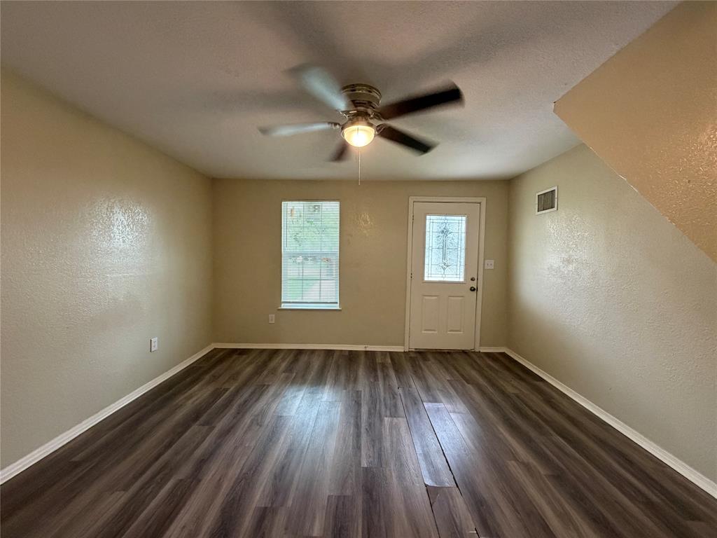 Lorena Ot - Residential