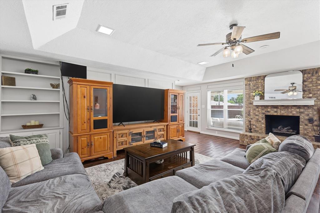 Turf Club Estates Add - Residential