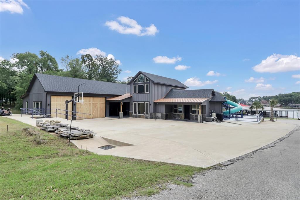 Admirals Harbor - Residential