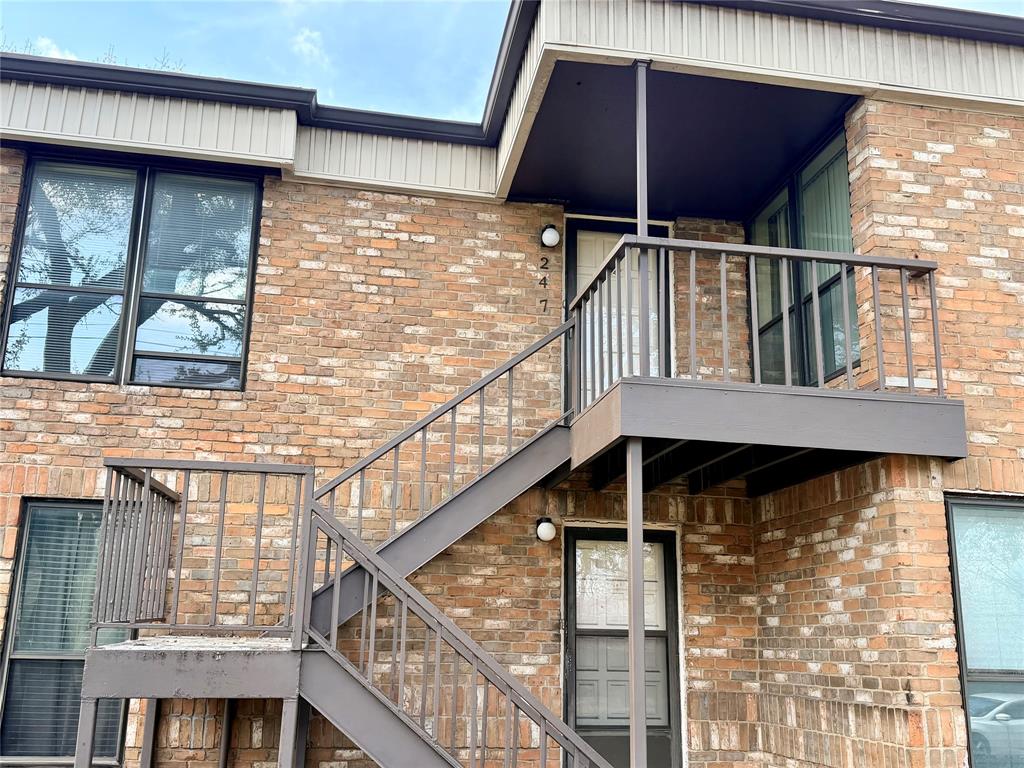 Danbury Condo - Residential