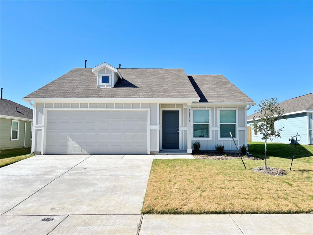 Never lived in 3-2-2 in Shale Creek community! Construction just completed on this charming home. Both guest bedrooms frame a full-sized bathroom toward the front entry. Continue into the open floorplan with neutral color scheme throughout. Spacious living area flows effortlessly into the breakfast area and kitchen making entertaining ideal. Beautiful kitchen features granite countertops and black appliance package including a built-in microwave, dishwasher, gas stove and refrigerator. Split primary suite is located at the back of the property for optimal privacy. Plenty of room to play or entertain in the fenced backyard. Ceiling fans and garage door opener to be installed prior to tenant move-in.
