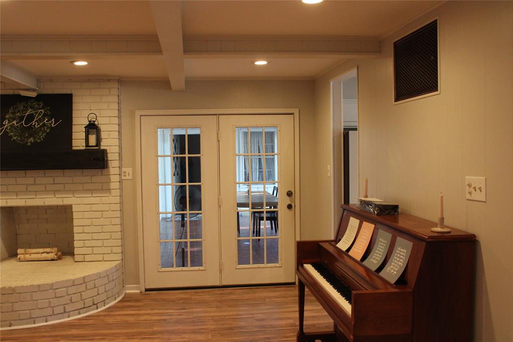 Lake Aire Estates - Residential