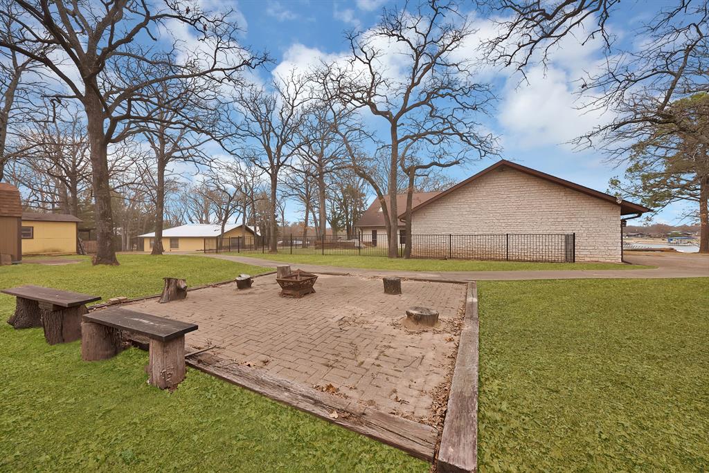 Fox Point Club - Residential