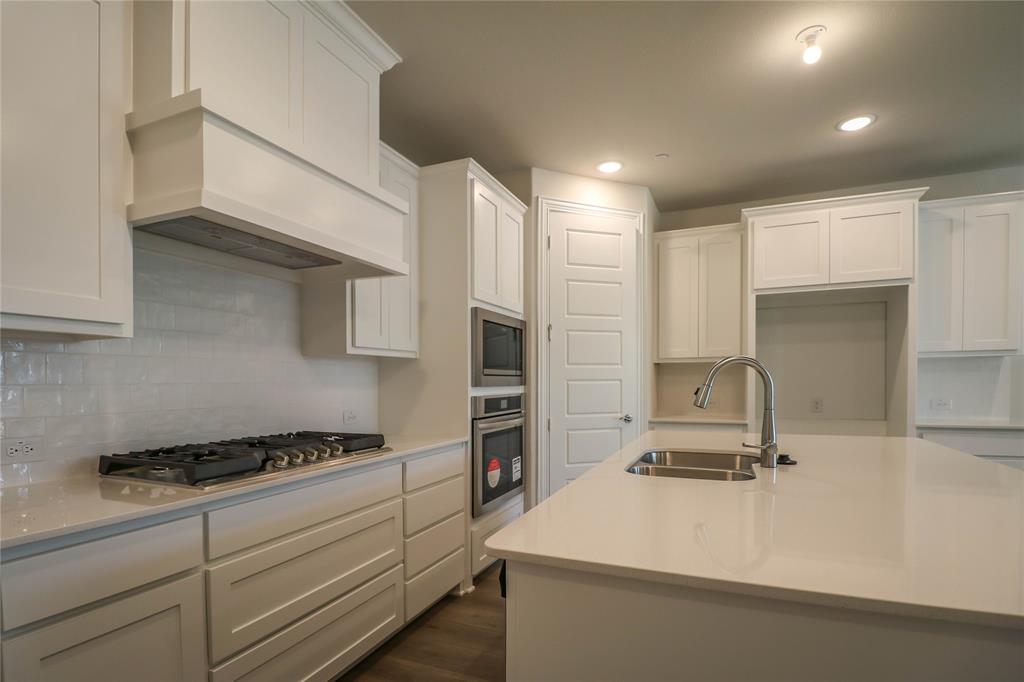 Cambridge Town Homes At Stacy Green - Residential Lease