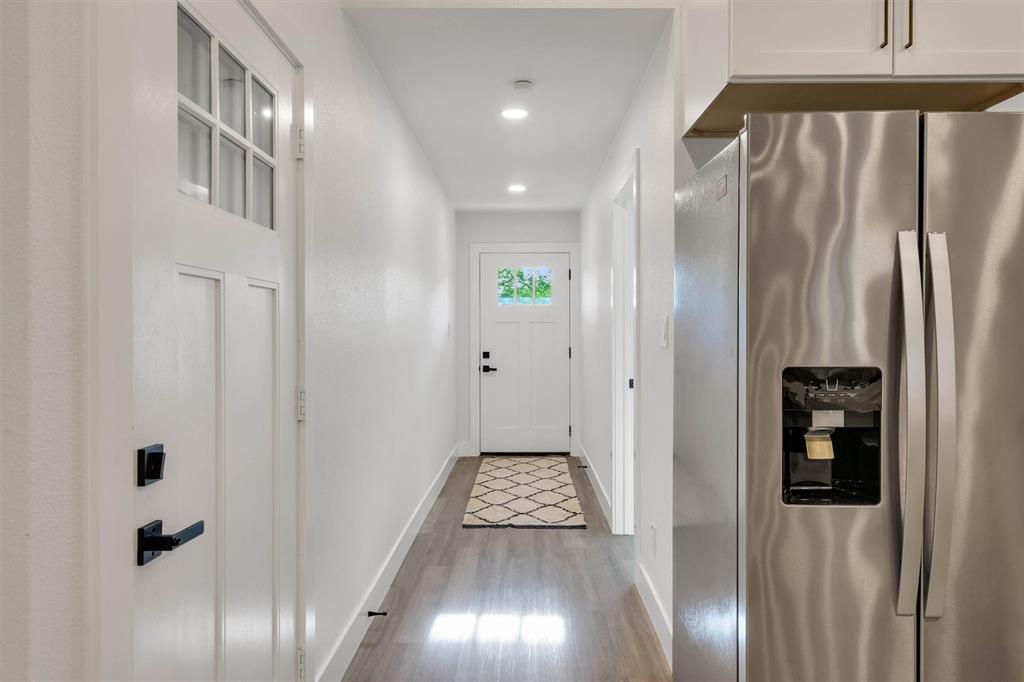 E M Morris - Residential