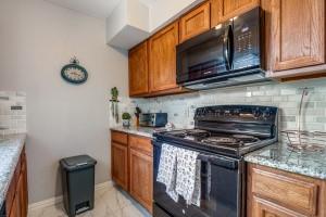 Quorum View Condo Bldg K - Residential