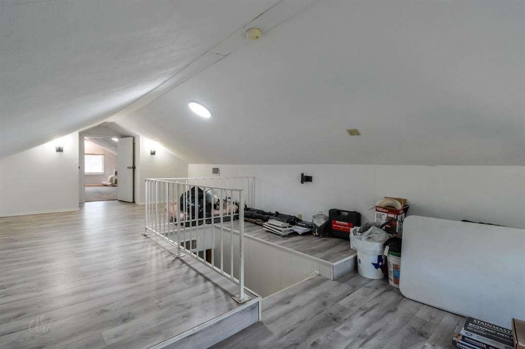 Clyde-Railroad - Residential