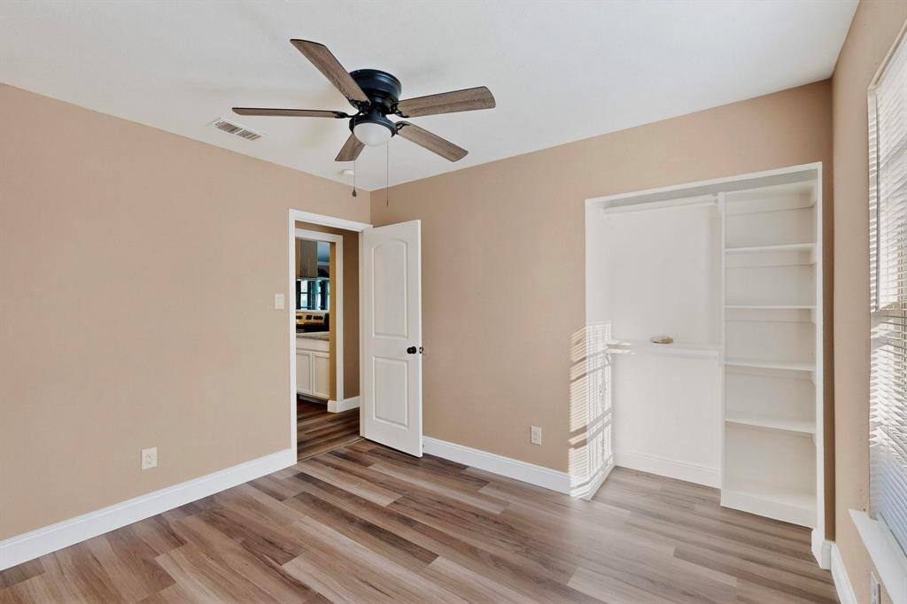 Williamsburg Square - Residential