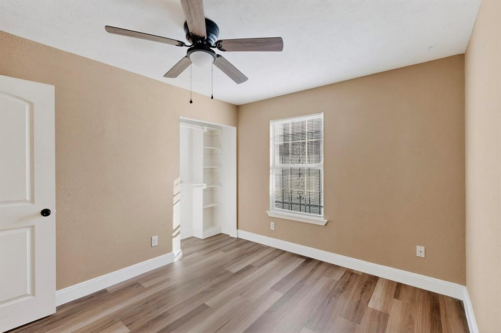 Williamsburg Square - Residential