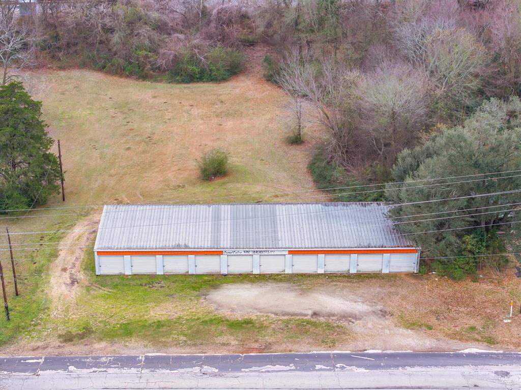 Richardsons Add 01 - Commercial Sale