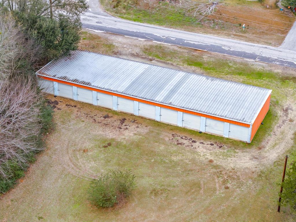 Richardsons Add 01 - Commercial Sale