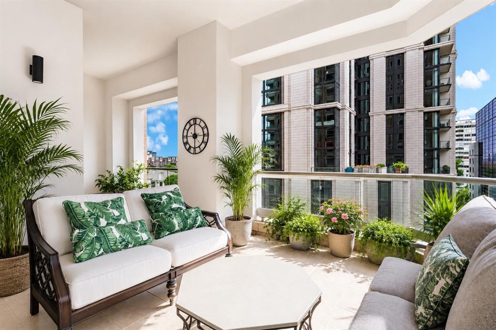 Stoneleigh Residences - Residential