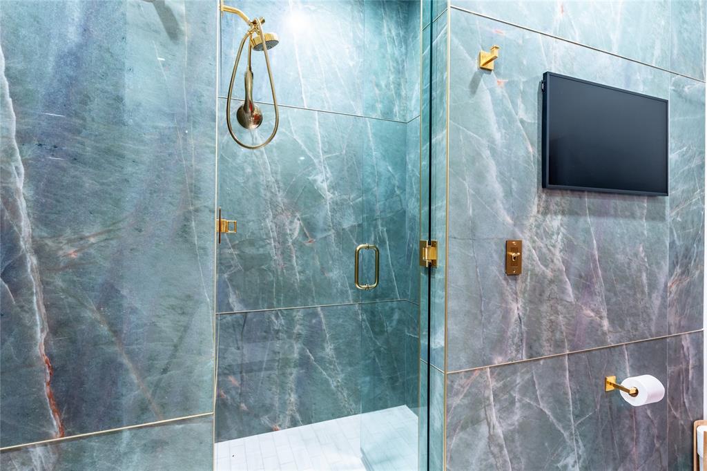 Stoneleigh Residences - Residential