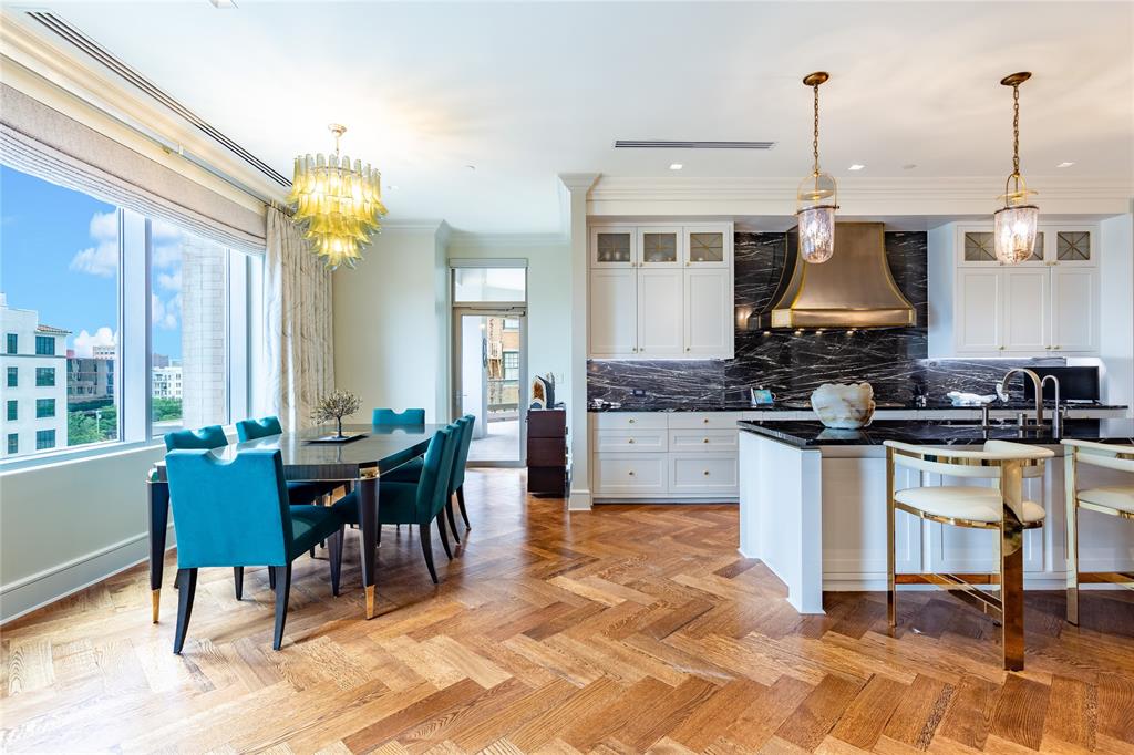 Stoneleigh Residences - Residential