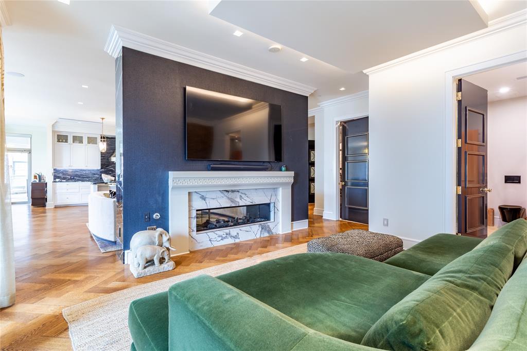 Stoneleigh Residences - Residential