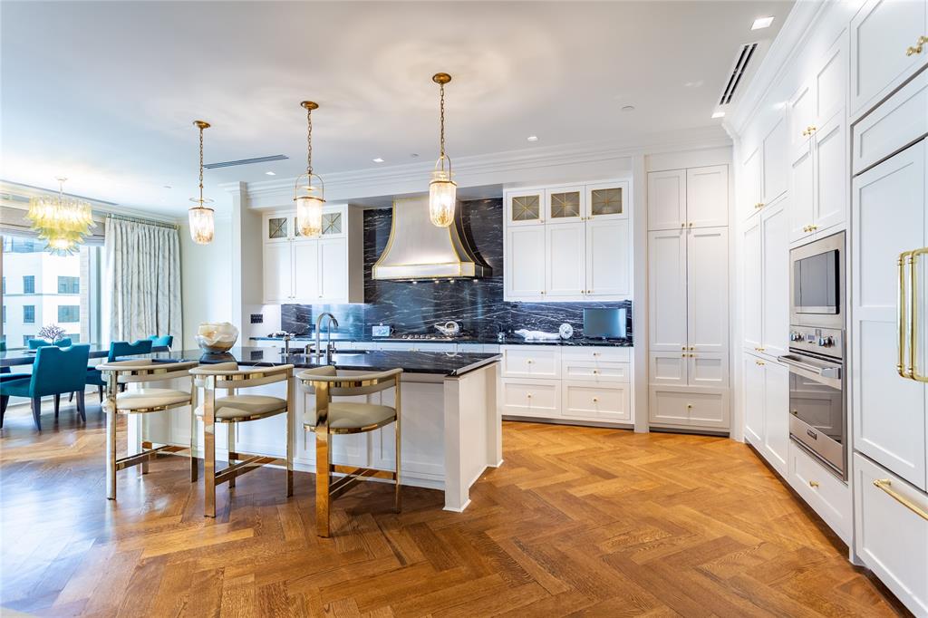 Stoneleigh Residences - Residential