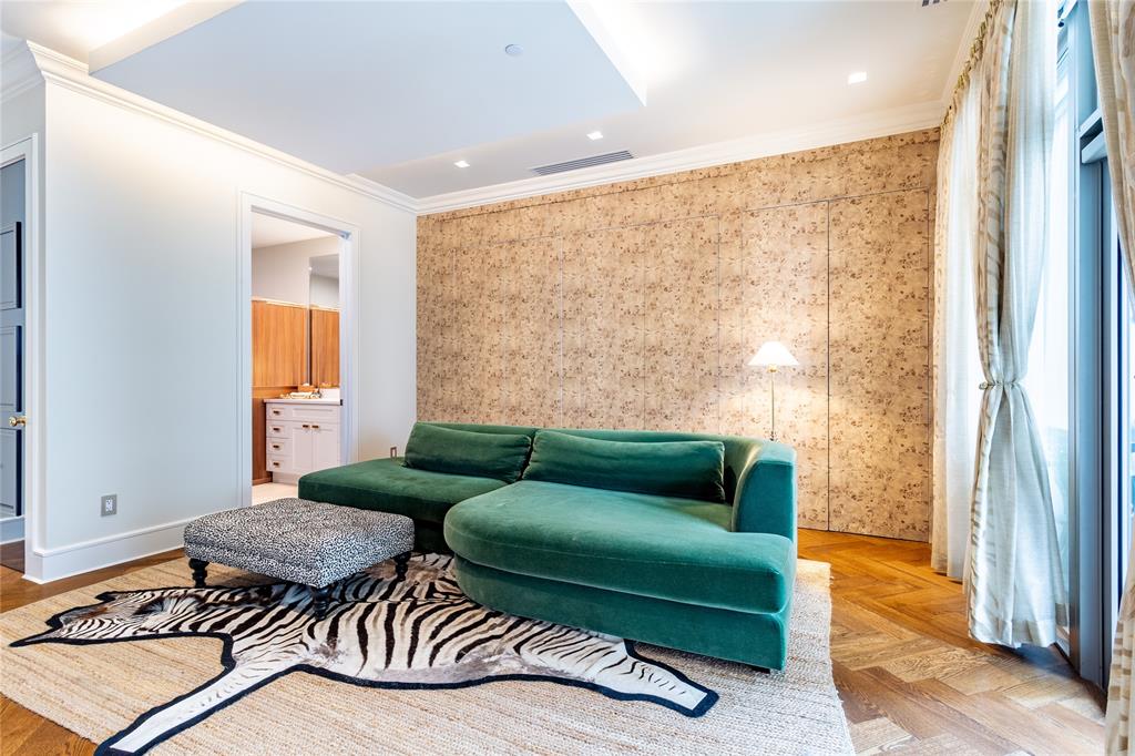 Stoneleigh Residences - Residential