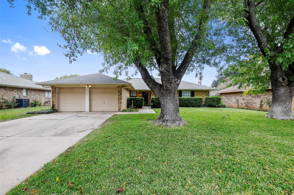 **INCENTIVE - HALF OFF First Month's Rent for Move-in by Jan 16th!

Welcome to this delightful 3 BR, 2 BA home in Fort Worth, TX, featuring a Nest Thermostat and Ring Doorbell for enhanced comfort and security. Step inside to enjoy a cozy fireplace and a spacious, fenced backyard ideal for outdoor activities. The home's prime location ensures convenient access to shopping, dining, and parks. Lawn care included! Experience a blend of relaxation and entertainment in this well-equipped residence. Its modern amenities and inviting atmosphere make it a perfect choice for a comfortable lifestyle.

Lawn care included!

Pets welcome with prior approval, deposit & pet monthly rent!

We are excited to offer a monthly fee in lieu of a cash security deposit upon approval.