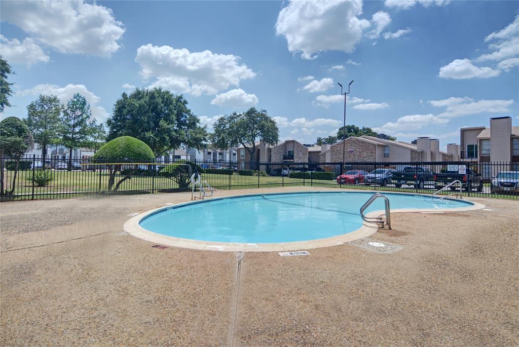 Woodhaven Condo - Residential
