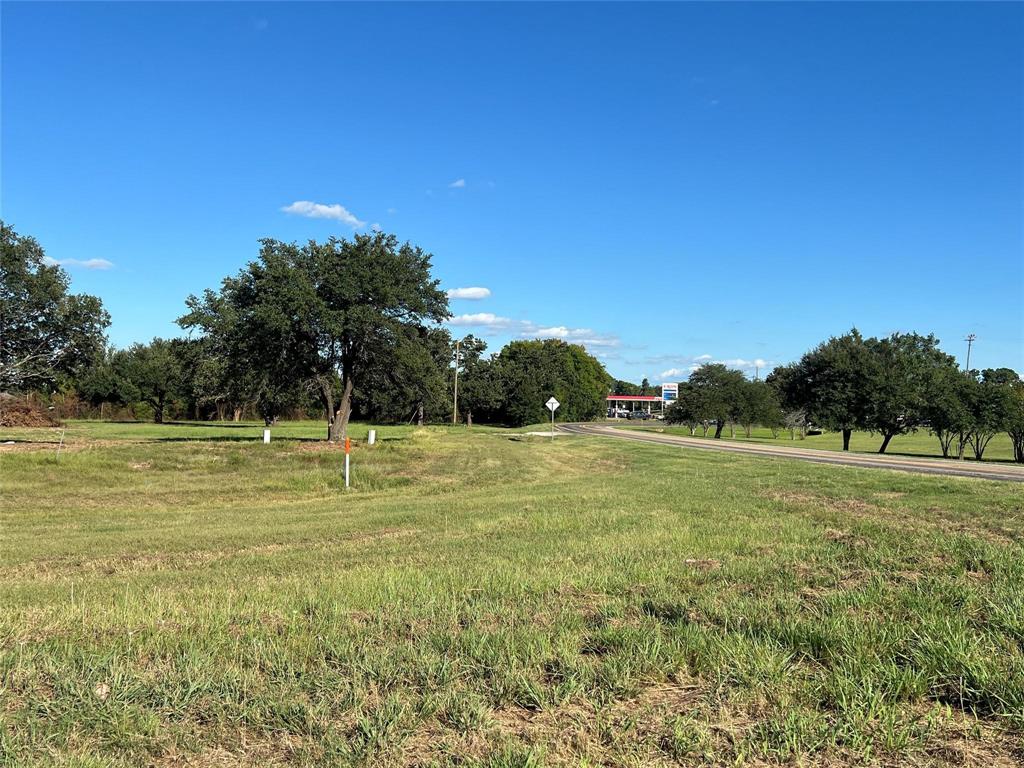 Exceptional location with I-30 frontage and cross road College St. which leads out to the Matrix Data Center Campus.  
Level and cleared corner lot with easy on and off access to I-30.  Zoned Heavy Commercial.
AADT I-30 is 35,342