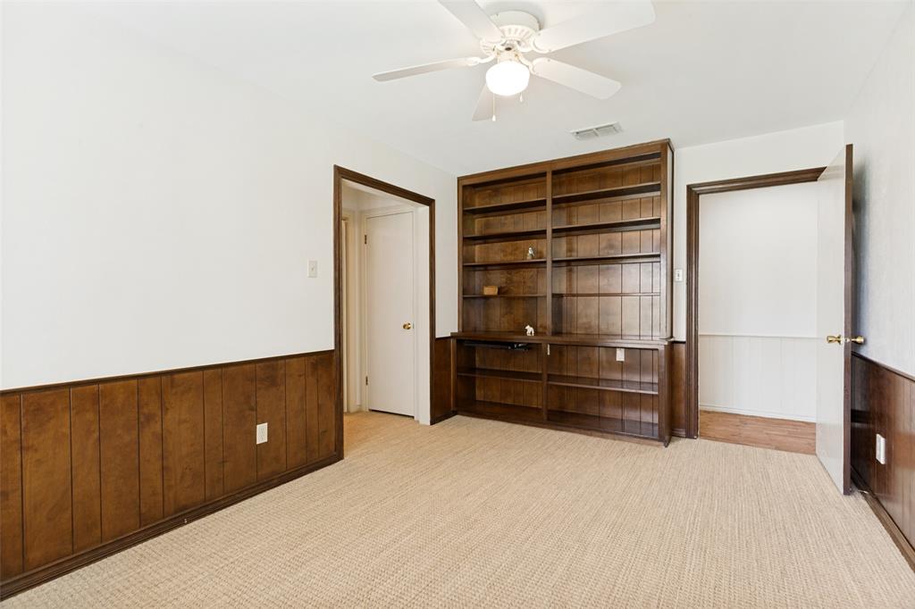 Ridglea Country Club Estate - Residential