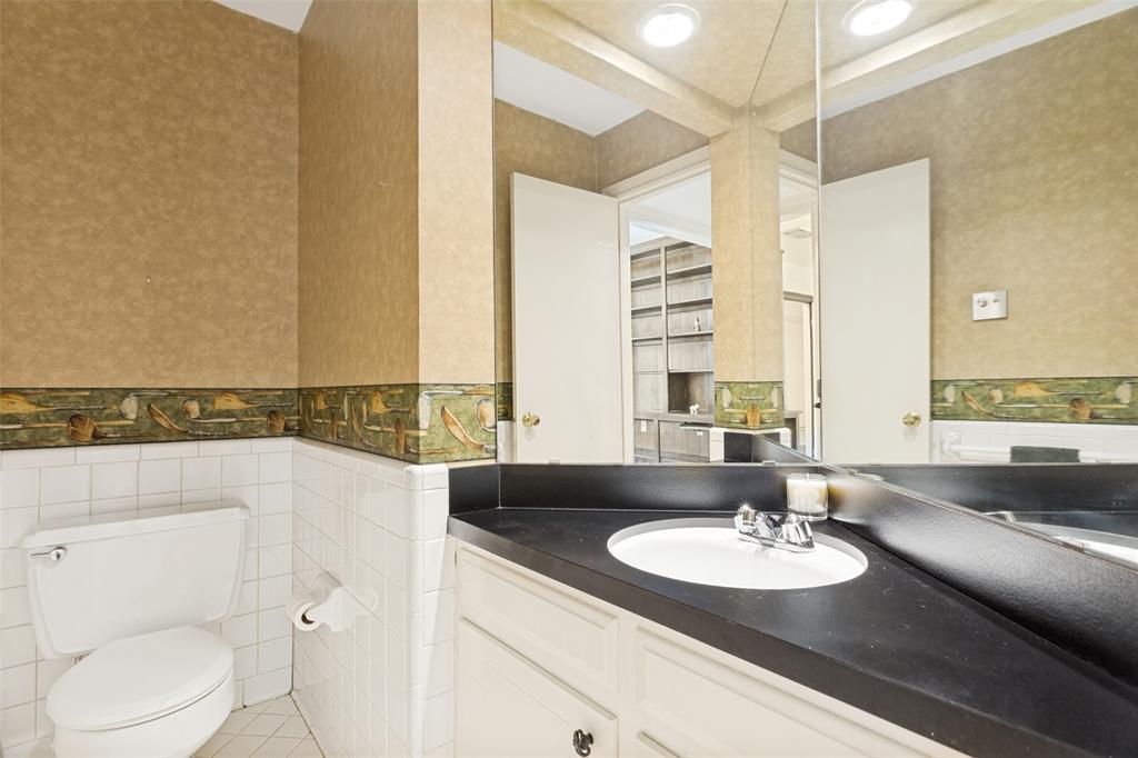 Ridglea Country Club Estate - Residential
