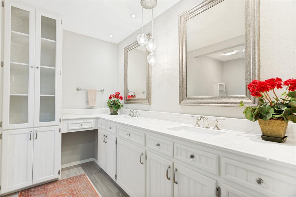 Ridglea Country Club Estate - Residential