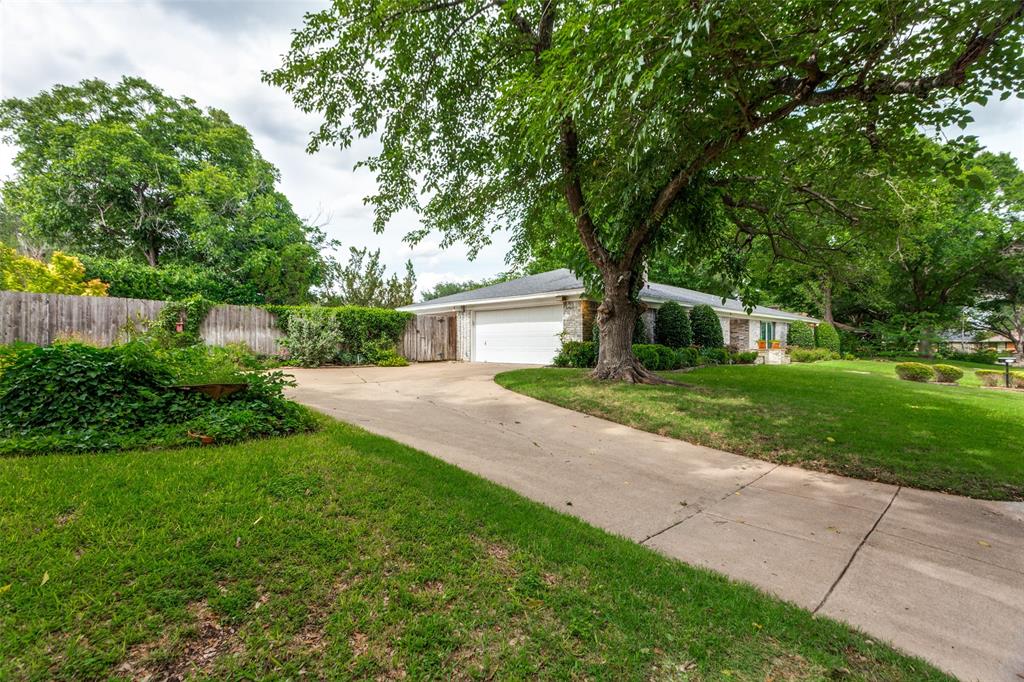 Ridglea Country Club Estate - Residential
