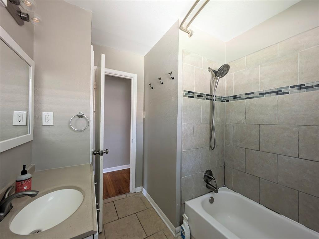 Casa View Heights 08 - Residential