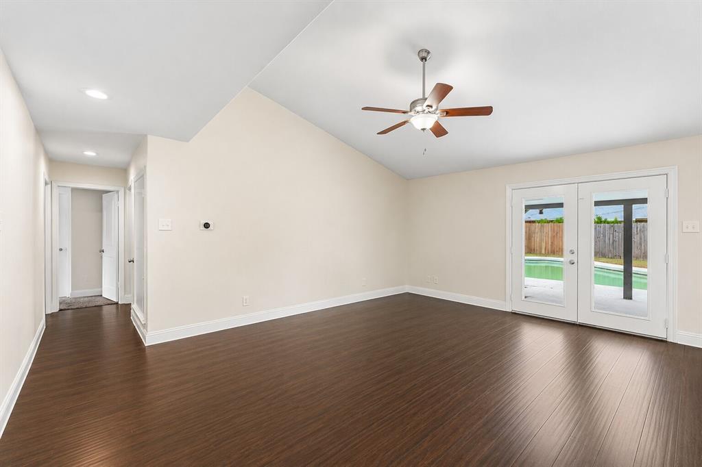 Country Club Estates - Residential