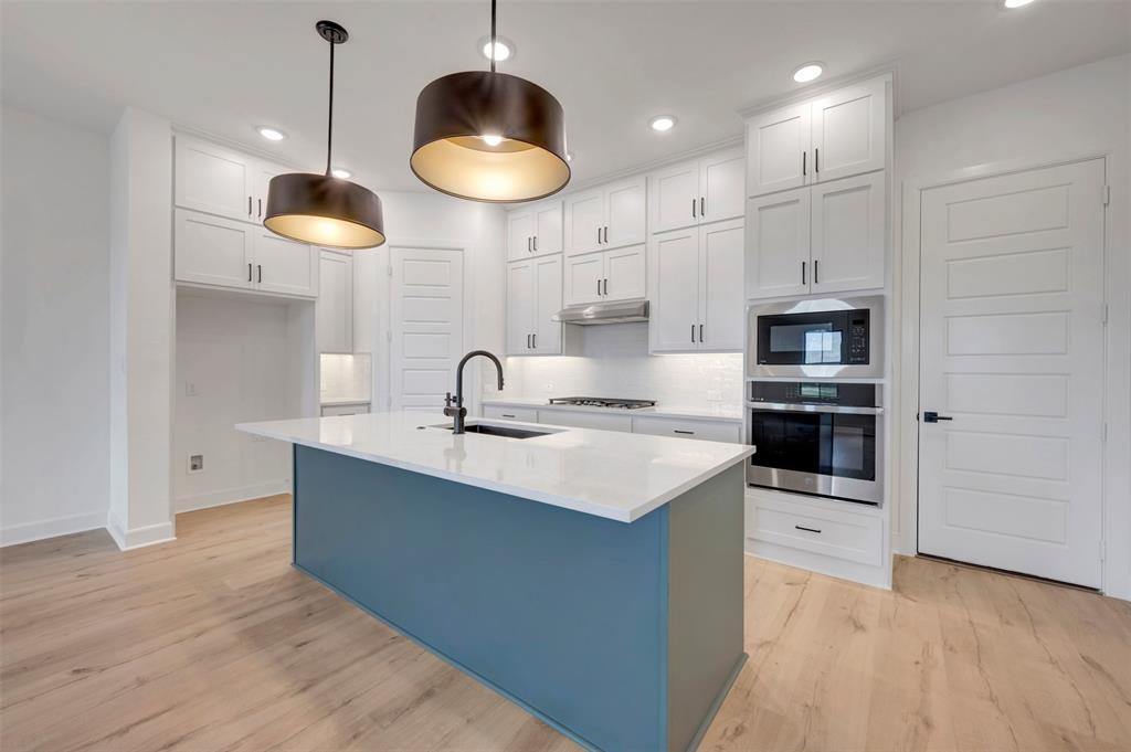 Ridgeline - Residential