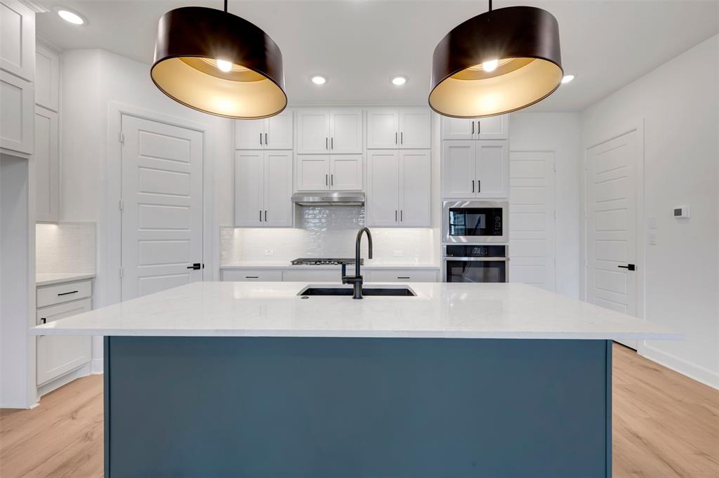 Ridgeline - Residential