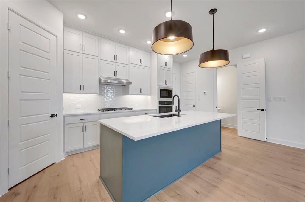 Ridgeline - Residential