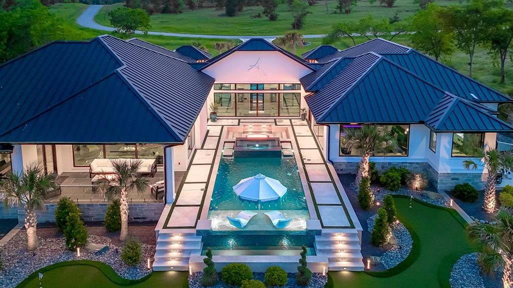 Diamond Point - Residential