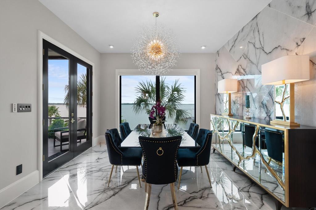 Diamond Point - Residential
