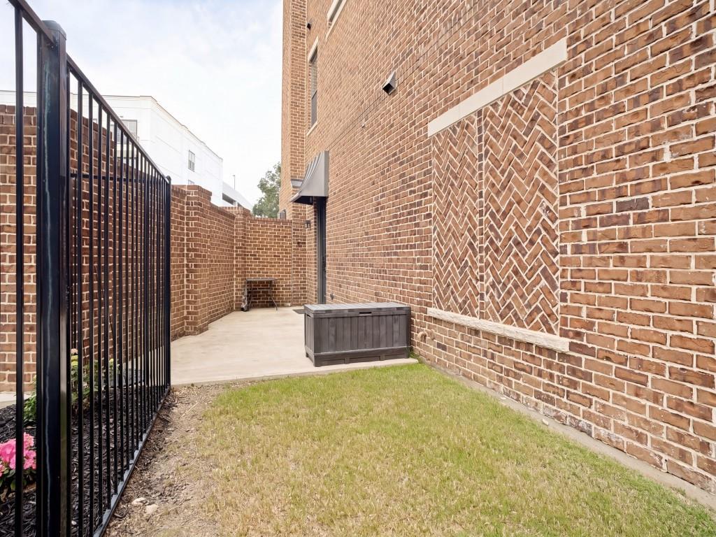 Roanoke City Center - Residential