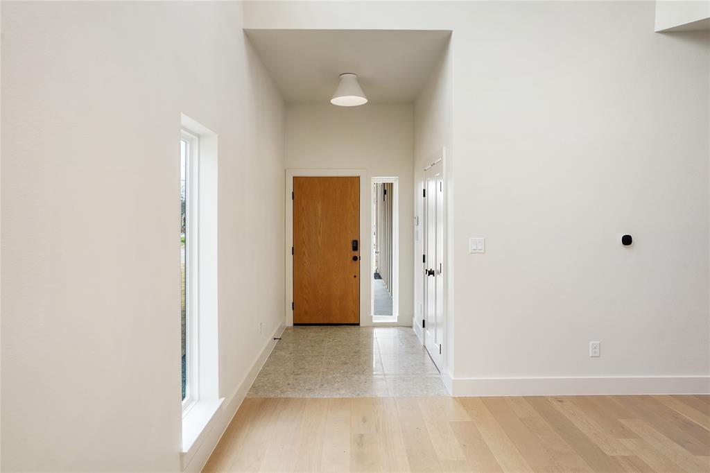 Mount Auburn - Residential