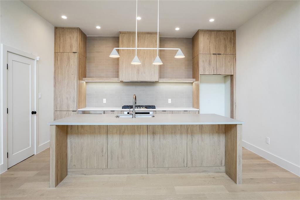 Mount Auburn - Residential